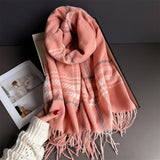 Minimal Plaid Soft Cashmere Feel Winter Scarf_Cwasc03246