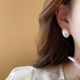 FRENCH RETRO OVAL DIAMOND PEARL EARRINGS_CWAJE2465