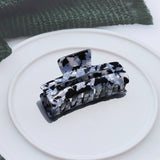 8 5CM HOLLOW SQUARE HAIR CLAW RETRO FRENCH STYLE_CWAHA2627