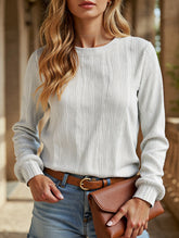 Solid color long sleeve T-shirt with wave pattern