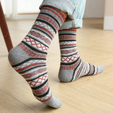 5 PAIRS OF VINTAGE PRINT THICK WARM COTTON SOCKS_CWMS0683