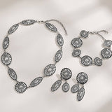 Womens High-End Fashion Earrings And Necklace Set