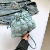 QUILTED CLOUD BUCKET BAG NYLON DRAWSTRING HANDBAG_CUAB00485