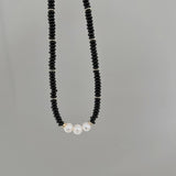 BLACK NATURAL STONE FRESHWATER PEARL NECKLACE_CWAJE1279