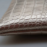 CROCODILE PATTERN GLOSSY HANDBAG_CWAB1379