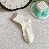 CONTRAST COLOR SMALL FRESH DIAMOND COTTON SOCKS_CWMS0913