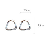 THREADED U SHAPED SIMPLE AND FASHIONABLE EARRINGS_CWAJE2455