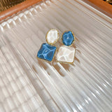 IRREGULAR SQUARE OVAL EARRINGS WITH WATER PATTERNS_CWAJE2050