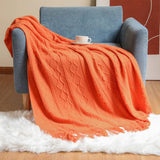 KNITTED WARM BLANKET WITH TASSELS_CWMM0199