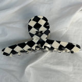 Large Line Shark Hair Clip_Cwaha0861