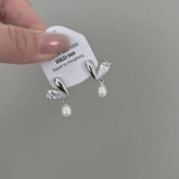 LOVE FRESHWATER PEARL STUD EARRINGS_CWAJE1297