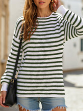 Loose-fitting turtleneck sweater with stripes