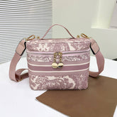 New Vintage Embroidered Portable Cosmetic Bag_Cwab4408