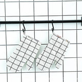A PAIR OF HEAT RESISTANT BAKING GLOVES_CWMM1452