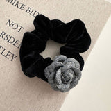 COOL GRAY CAMELLIA HAIRPIN HEADBAND_CWAHA4670