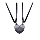 FASHIONABLE SPLICING MAGNETIC HEART NECKLACE_CWAJE2438