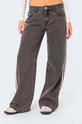 Wide-Leg Straight Leg Jeans With Side Stretch