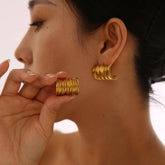 MINIMALIST 18K STEEL SQUARE WAVE STUD EARRINGS_CWMM8925