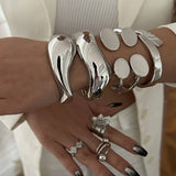 FASHIONABLE HIGH GRADE ALLOY OPEN BRACELET_CWMM3112