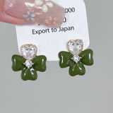 GREEN HEART FLOWER EARRINGS_CWAJE2042
