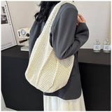 Cwab4570_Solid Color Openwork Straw Knit Tote Bag