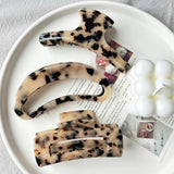 Elegant Leopard Acetate Hair Clip ? Large_Cwaha07258