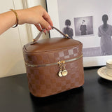 HIGH VALUE FASHIONABLE PORTABLE COSMETIC BAG_CWAB4460