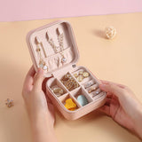 SIMPLE NECKLACE PORTABLE JEWELRY STORAGE BOX_CWMM1684