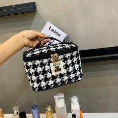 NEW HOUNDSTOOTH LARGE CAPACITY COSMETIC BAG_CWAB4412