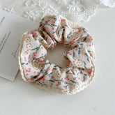 FLORAL LACE BORDER VERSATILE LARGE INTESTINE RING_CWAHA2430