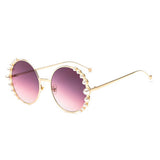 METAL ROUND FRAME PEARL ACCENT SUNGLASSES WOMEN_CWASG1173