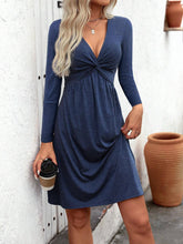 V-Neck Twist Waist Temperament Long-Sleeved Dress