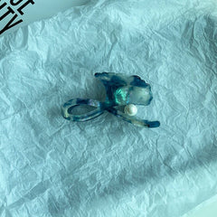 MAPLE LEAF PEARL ACETATE HAIR CLAW ELEGANT CLIP_CWAHA6019