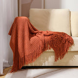 KNITTED SOFT BLANKET WITH TASSELS_CWMM0206