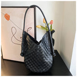 HAND WOVEN BAG STYLISH STRAW ARMPIT BAG FOR WOMEN_CWAB1913