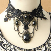 HALLOWEEN RETRO FLOWER CRYSTAL LACE SHORT NECKLACE_CWMM0164