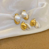 GEOMETRIC MINIMALIST AND LUXURIOUS STYLE EARRINGS_CWAJE2059