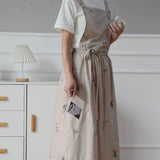 FLOWERS EMBROIDERED COTTON LINEN APRON WITH POCKETS_CWMM3290