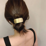 MINIMALIST TEXTURE AND VERSATILE HAIR SCRUNCHIES_CWAHA2665