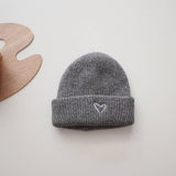 CHILDRENS STYLISH EMBROIDERED HEART KNITTED HAT_CWAH2934