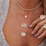 Womens Oval Lucky Charm Pendant Necklace_Cwmm3923