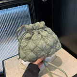 QUILTED CLOUD BUCKET BAG NYLON DRAWSTRING HANDBAG_CUAB00485