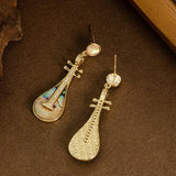 DIAMOND ENCRUSTED ABALONE PIPA PENDANT EARRINGS_CWMM4286