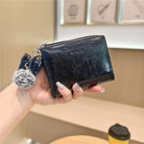 Textured Bow Pendant Bifold Wallet_Cwab06235