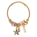 GOLD STAINLESS STEEL BRACELET WITH FLOWER PENDANT_CWMM8587