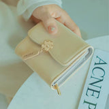 Minimalist Floral Pendant Trifold Wallet_Cwab06238