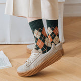 DIAMOND CHECK WARM RETRO MID CALF SOCKS_CWMS1058