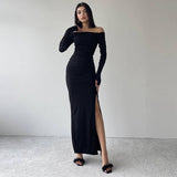 Solid-Color Long-Sleeved Hip-Hugging Dress