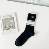 BLACK AND WHITE STRIPED MESH COTTON SOCKS_CWMS0956