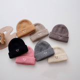 CHILDRENS STYLISH EMBROIDERED HEART KNITTED HAT_CWAH2934